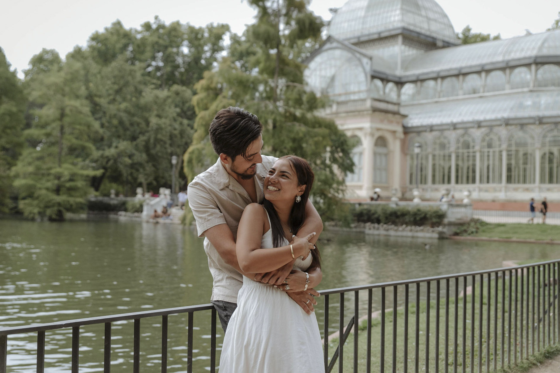 fotografo de elopements y propuestas de matrimonio en madrid, españa